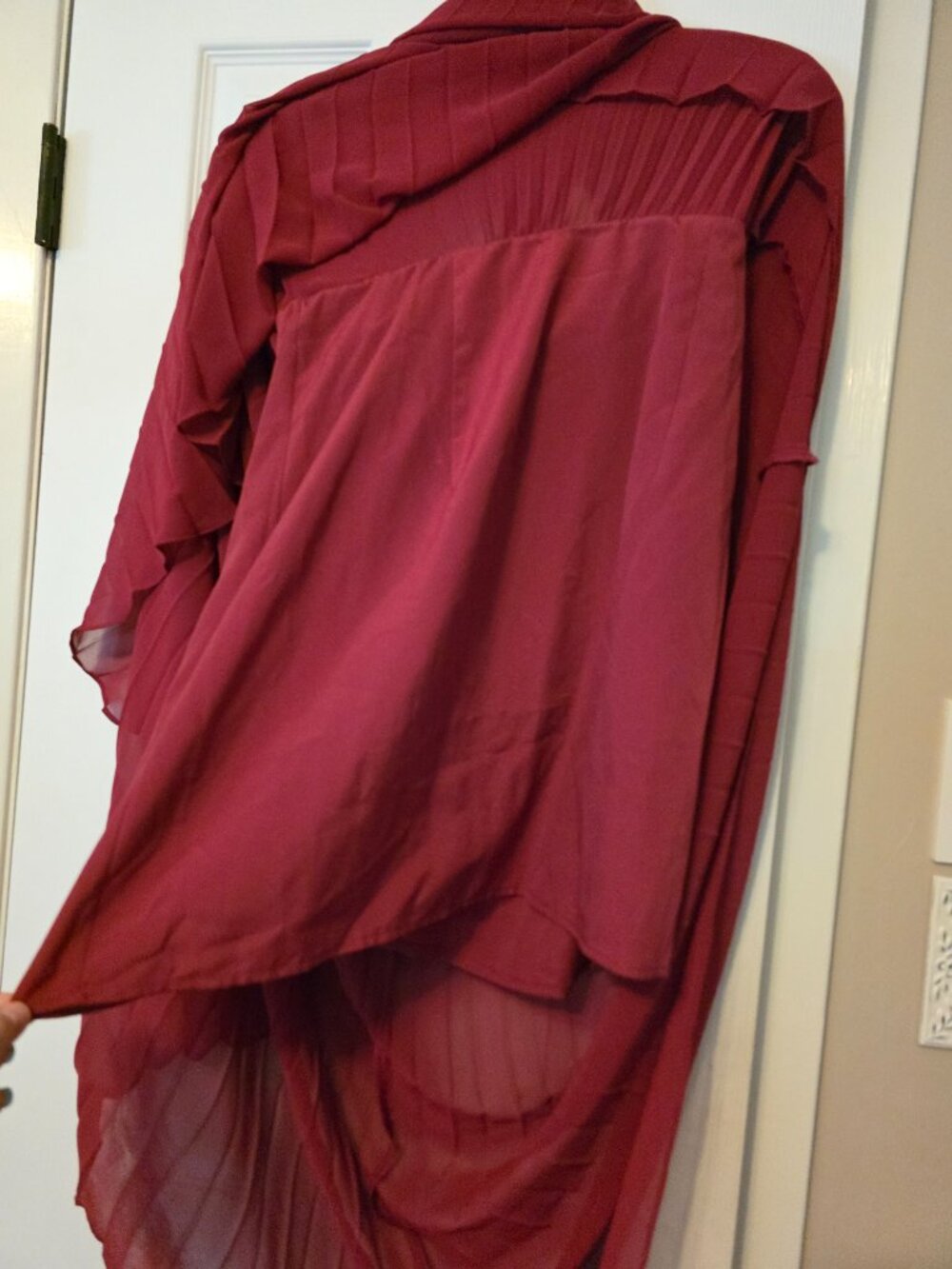 BCBG Generation Raspberry Maxi gown - Picture 4 of 8